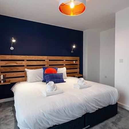 Stunning 2 Bed Flat 5Min To Old Trafford Stadium Manchester Ngoại thất bức ảnh