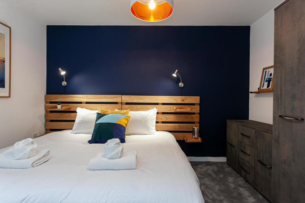 Stunning 2 Bed Flat 5Min To Old Trafford Stadium Manchester Ngoại thất bức ảnh