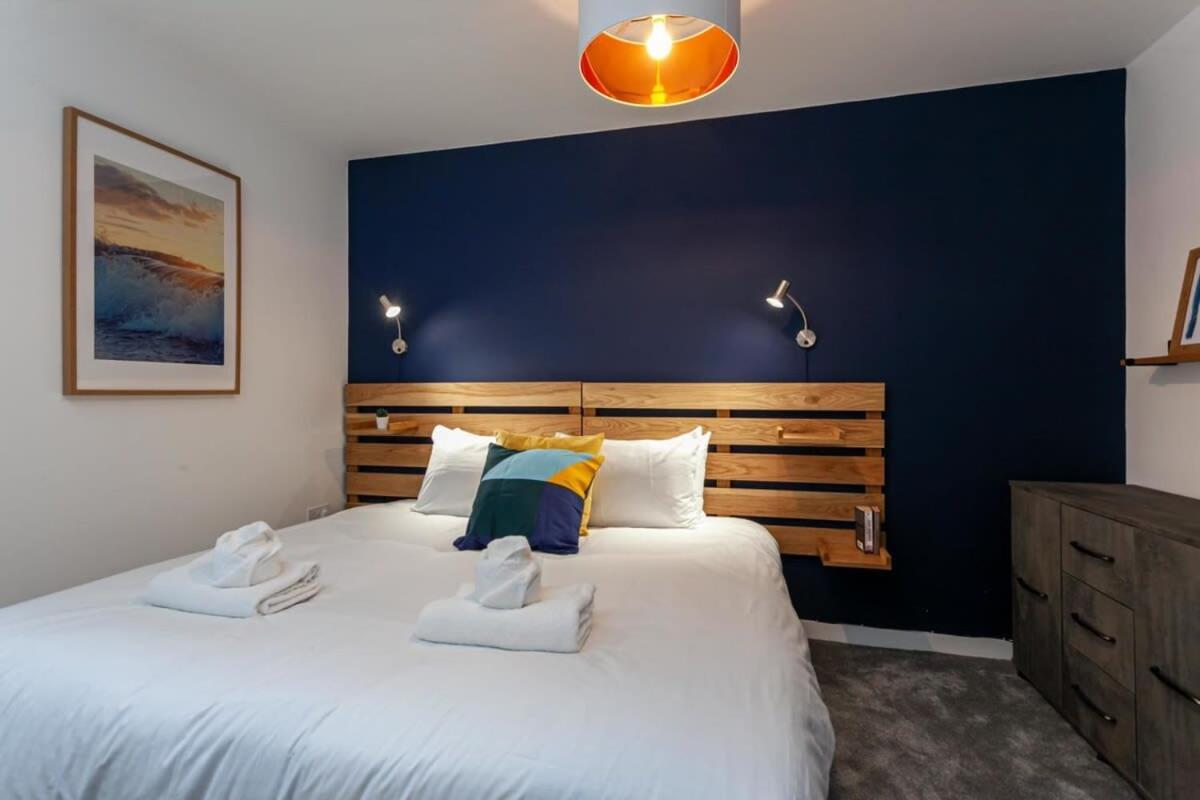 Stunning 2 Bed Flat 5Min To Old Trafford Stadium Manchester Ngoại thất bức ảnh